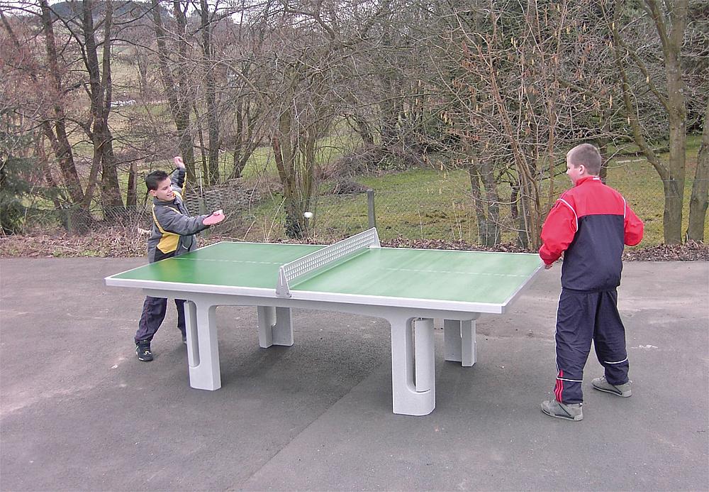 Table tennis unit Outdoor green